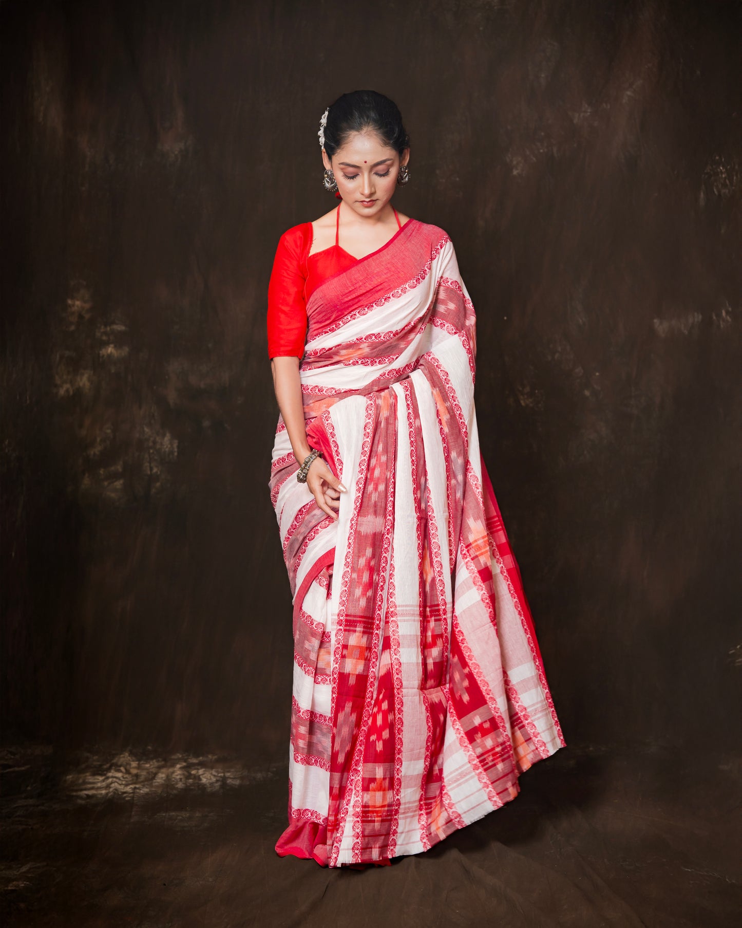 Premium White & Red Dhonekhali Saree