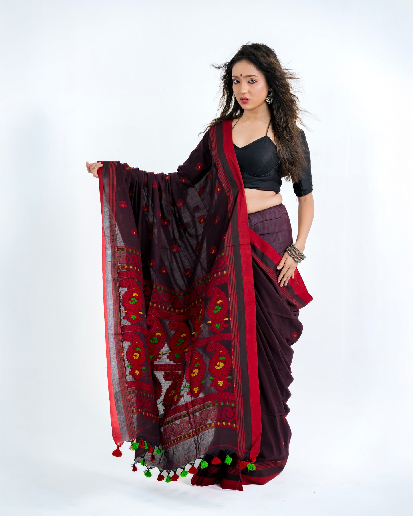 Phulia Handwoven Cotton Tangail Saree — Deep Maroon & Crimson